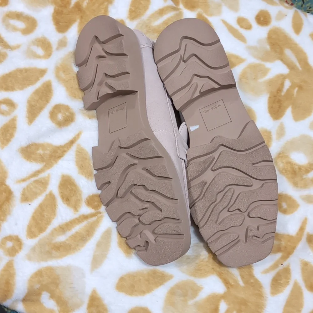 Dolce Vita Women's Tan Loafers Is